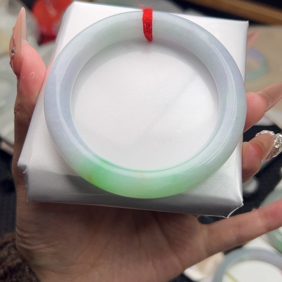 翡翠手镯未镶嵌喵*手镯