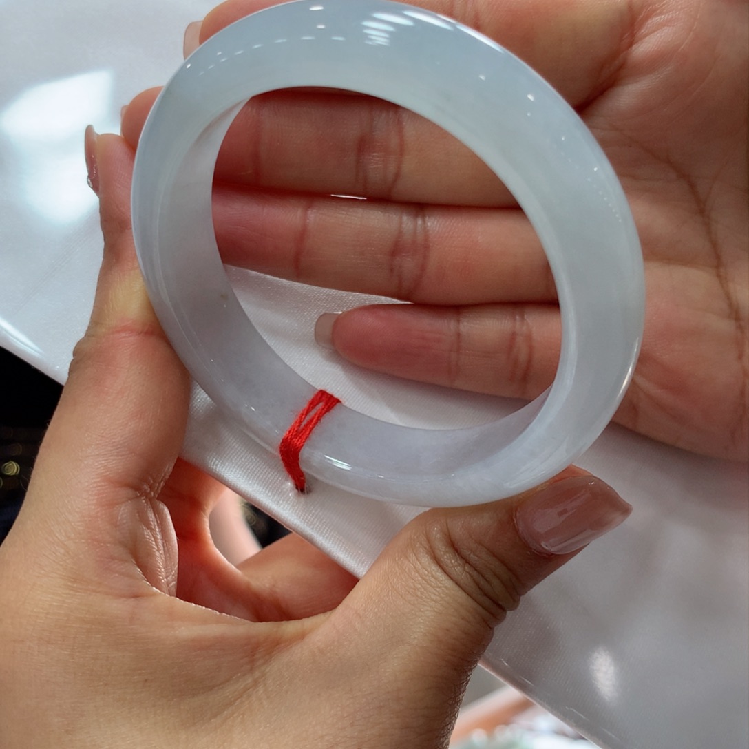 翡翠手镯未镶嵌买断