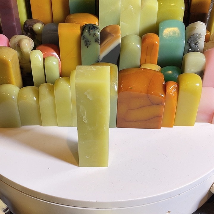 ****酱青田石老矿青田石