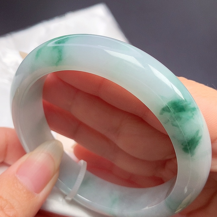 翡翠未镶嵌手镯54.6圈口