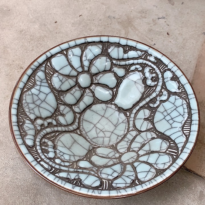 瓷片你在家等着吧亲爱哒