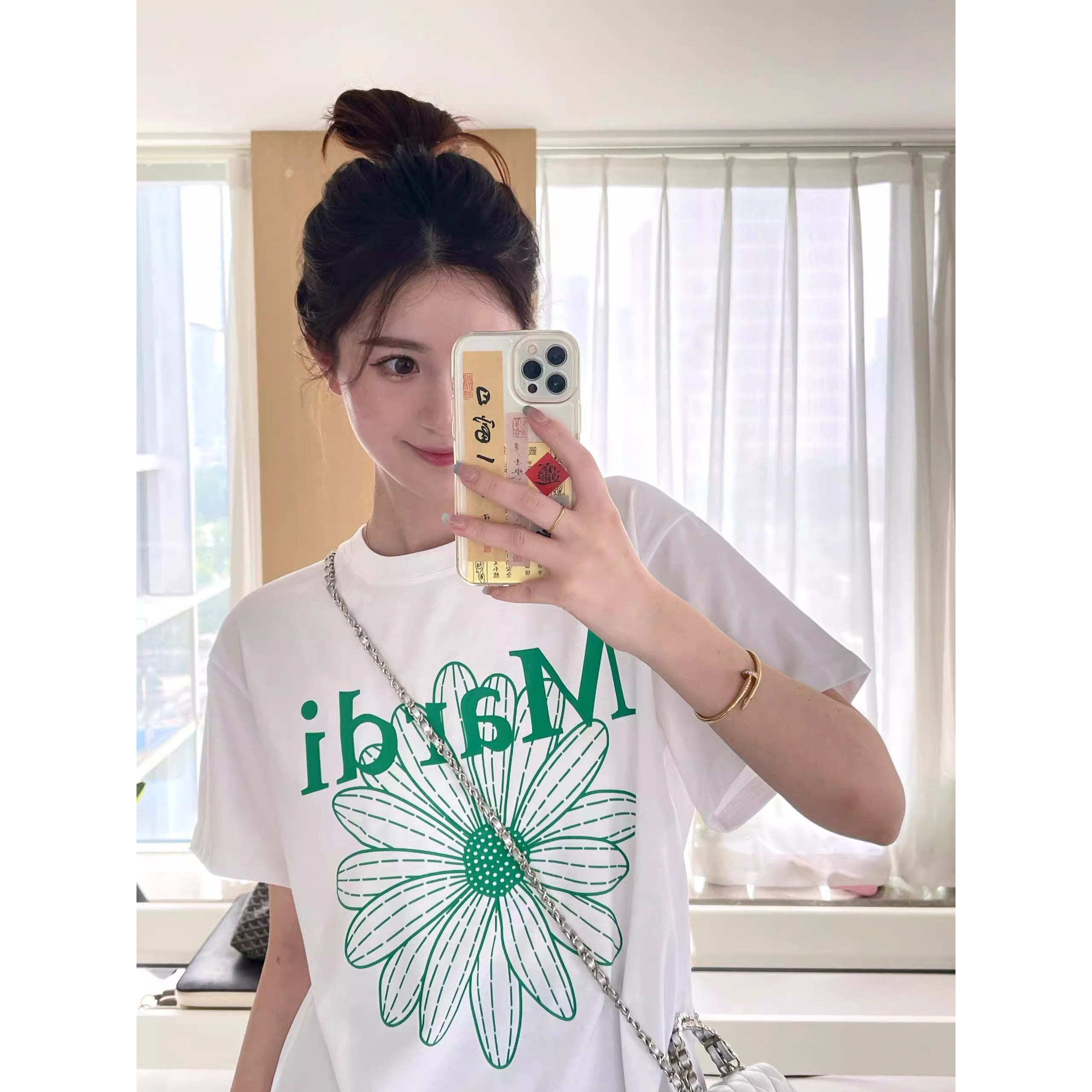 韩国东大门小众短袖t恤女纯棉正肩雏菊半袖宽松大码明星同款上衣