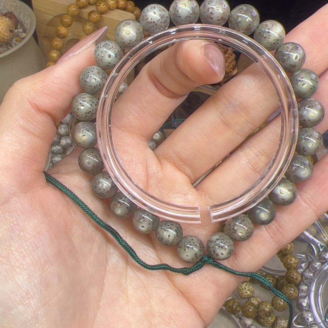 杨***吊坠星月菩提圆珠手持