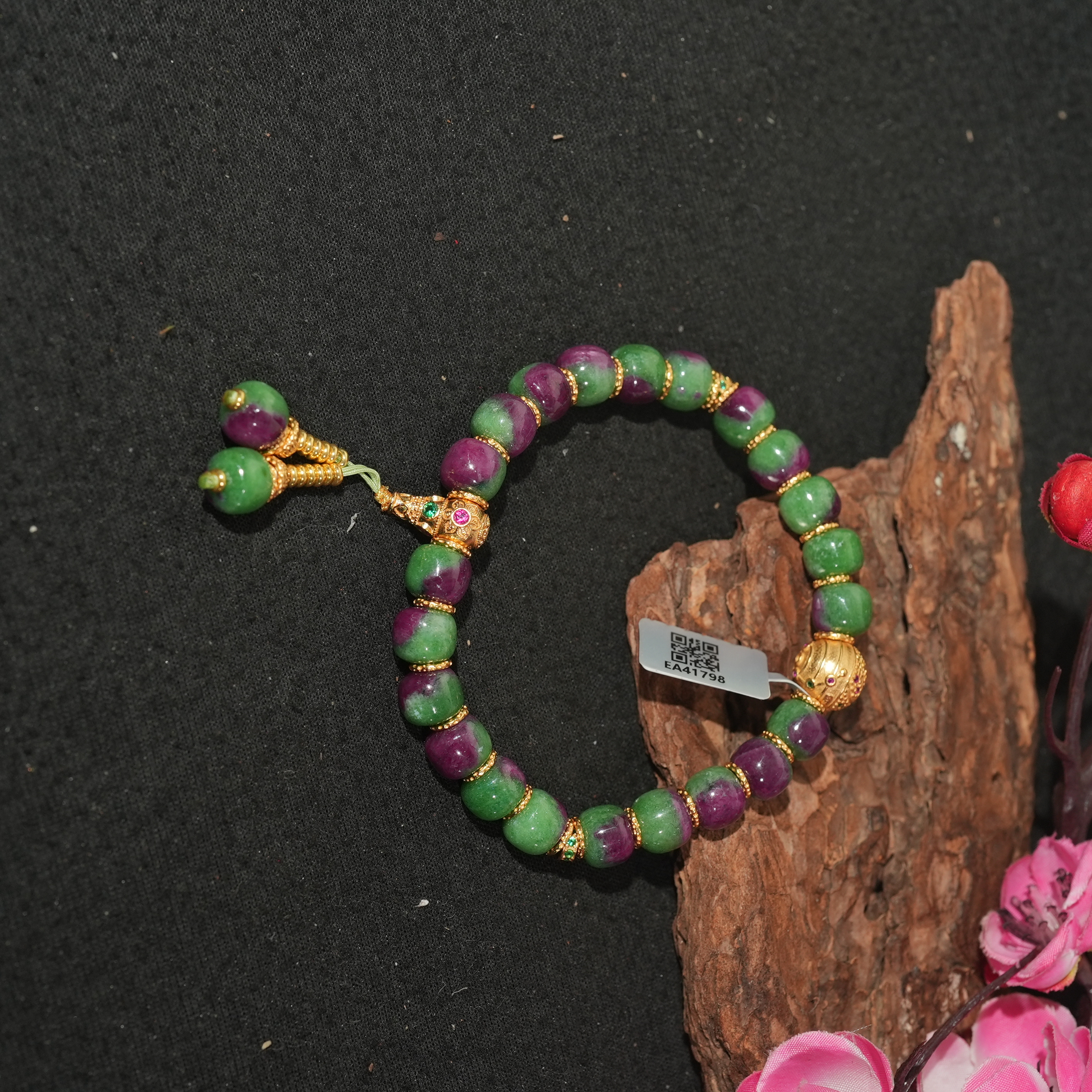 11.24香港王老板-红宝石红绿宝手链2k301