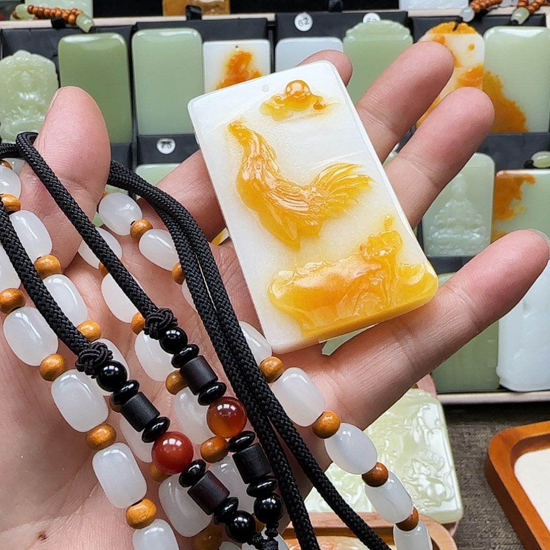 专***容一物一拍皮色生肖鸡