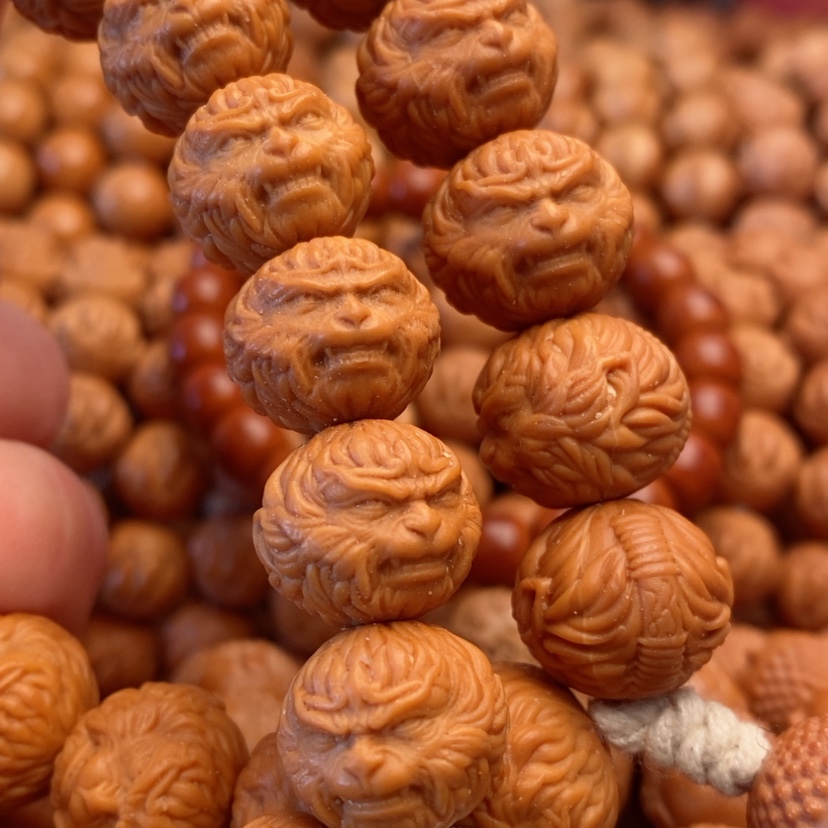 【闪购商品】猴头核桃手串執**風悟空