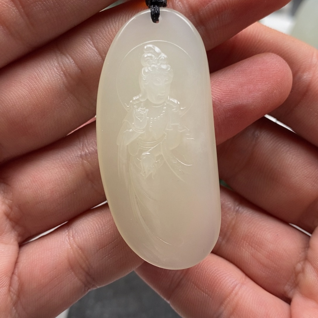 和田玉颈饰未镶嵌