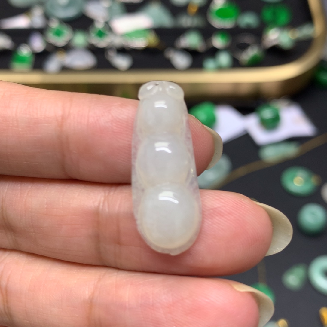 吊坠(不含链)未镶嵌翡翠有纹裂