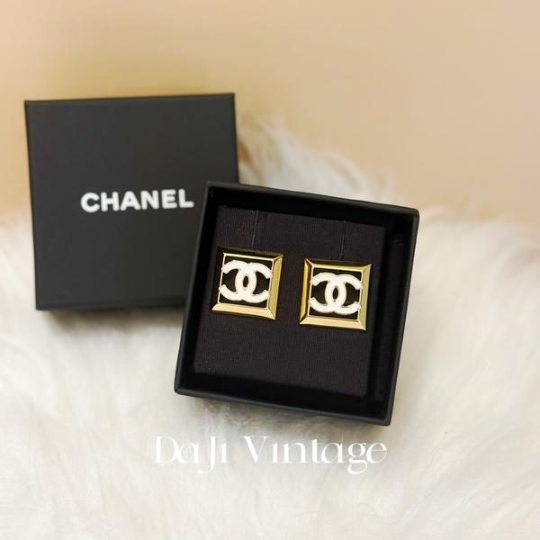 大吉中古/7月Chanel香奈儿方形双c珐琅镂空耳钉