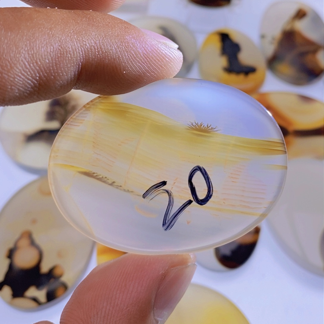 玛瑙/玉髓颈饰未镶嵌石***缘