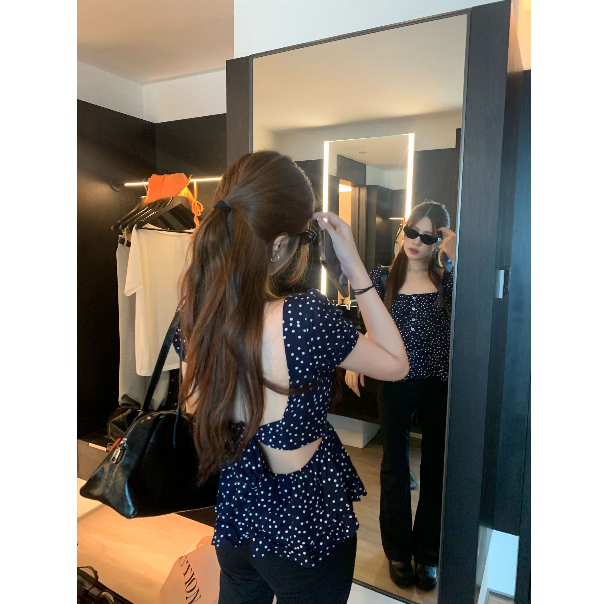 【OneMinute】夏季波点露背绑带泡泡袖收腰显瘦上衣