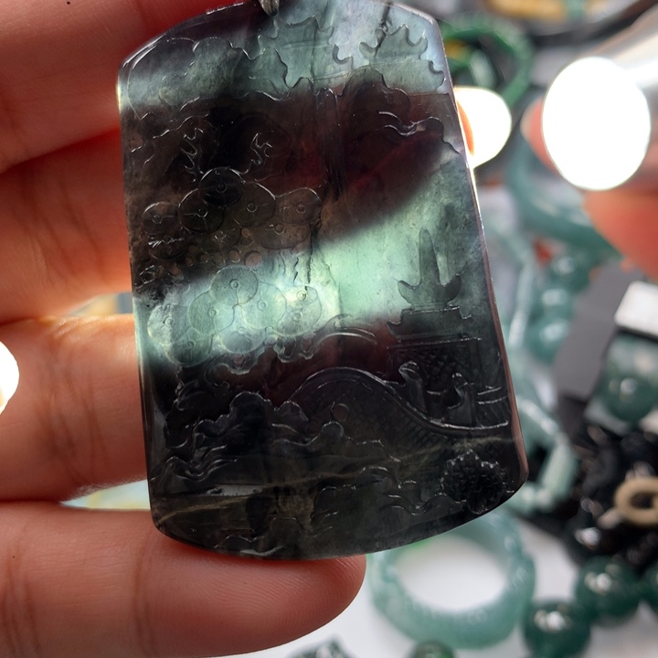 翡翠颈饰未镶嵌保真天然A货翡翠