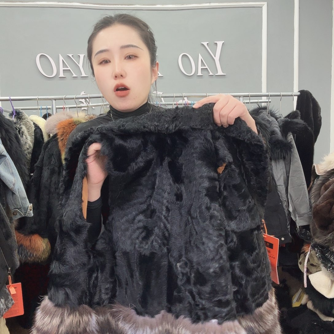 姚小妖家高端皮草