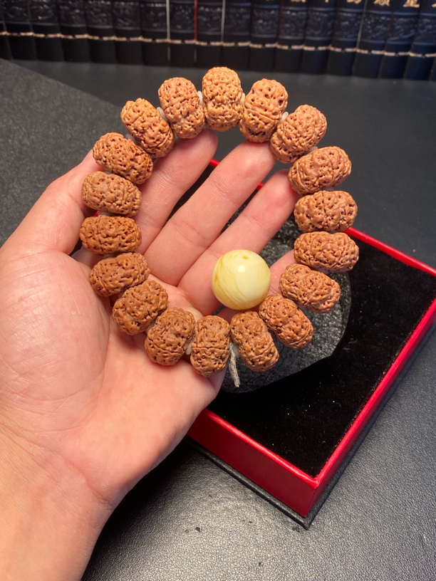 新品金刚菩提手串15号