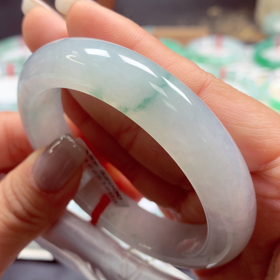 翡翠手镯未镶嵌55正68号88