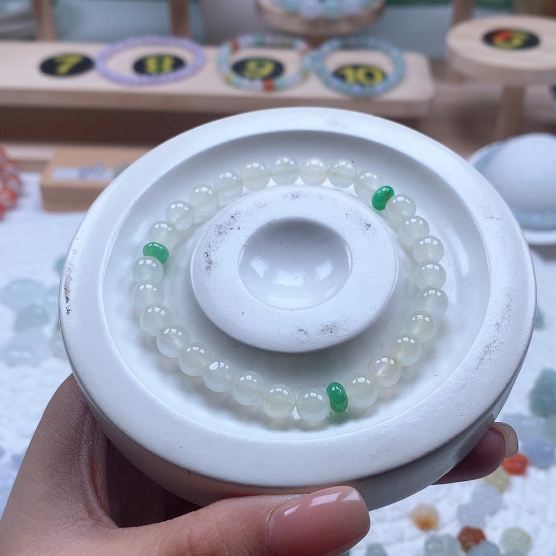财***来翡翠未镶嵌手串冰糖色6.3