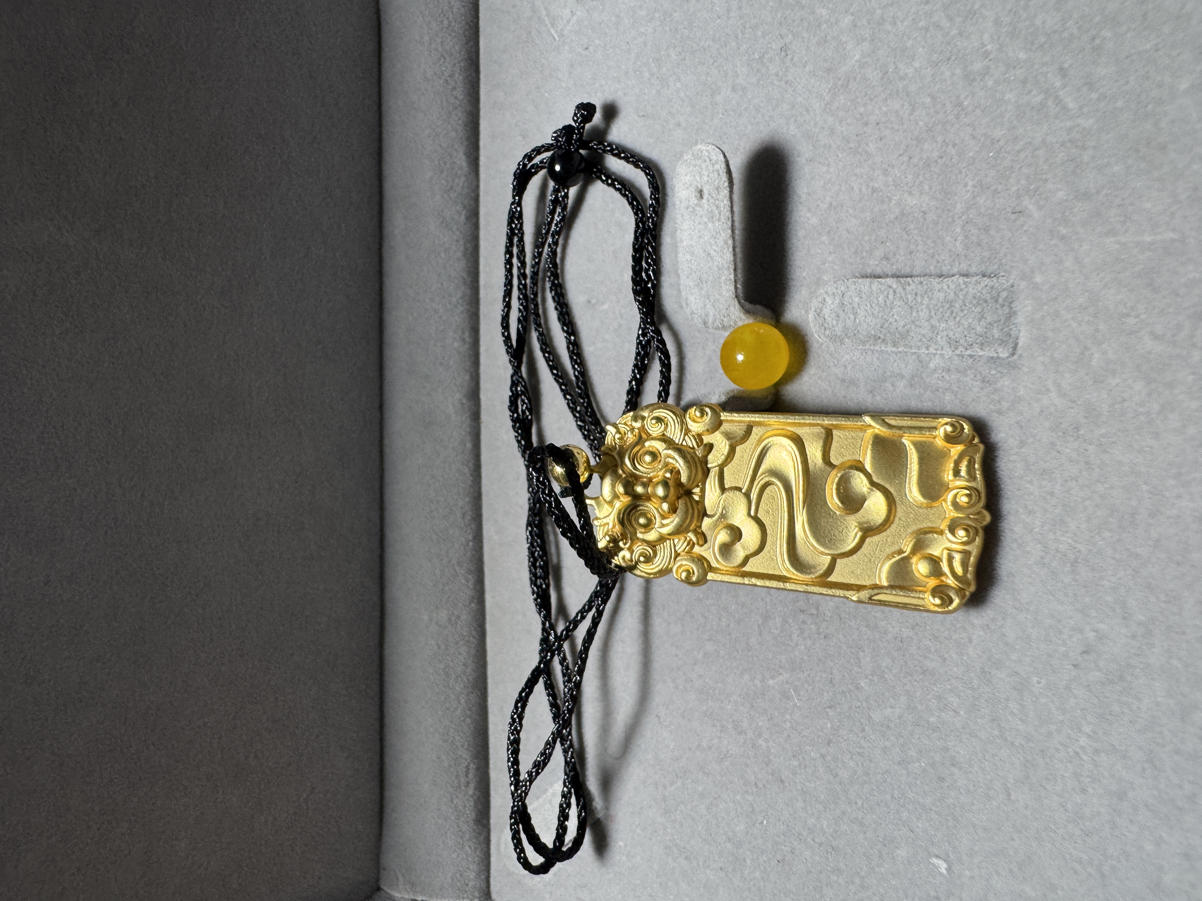 A32精工无事牌吊坠玉髓【多样性发一】