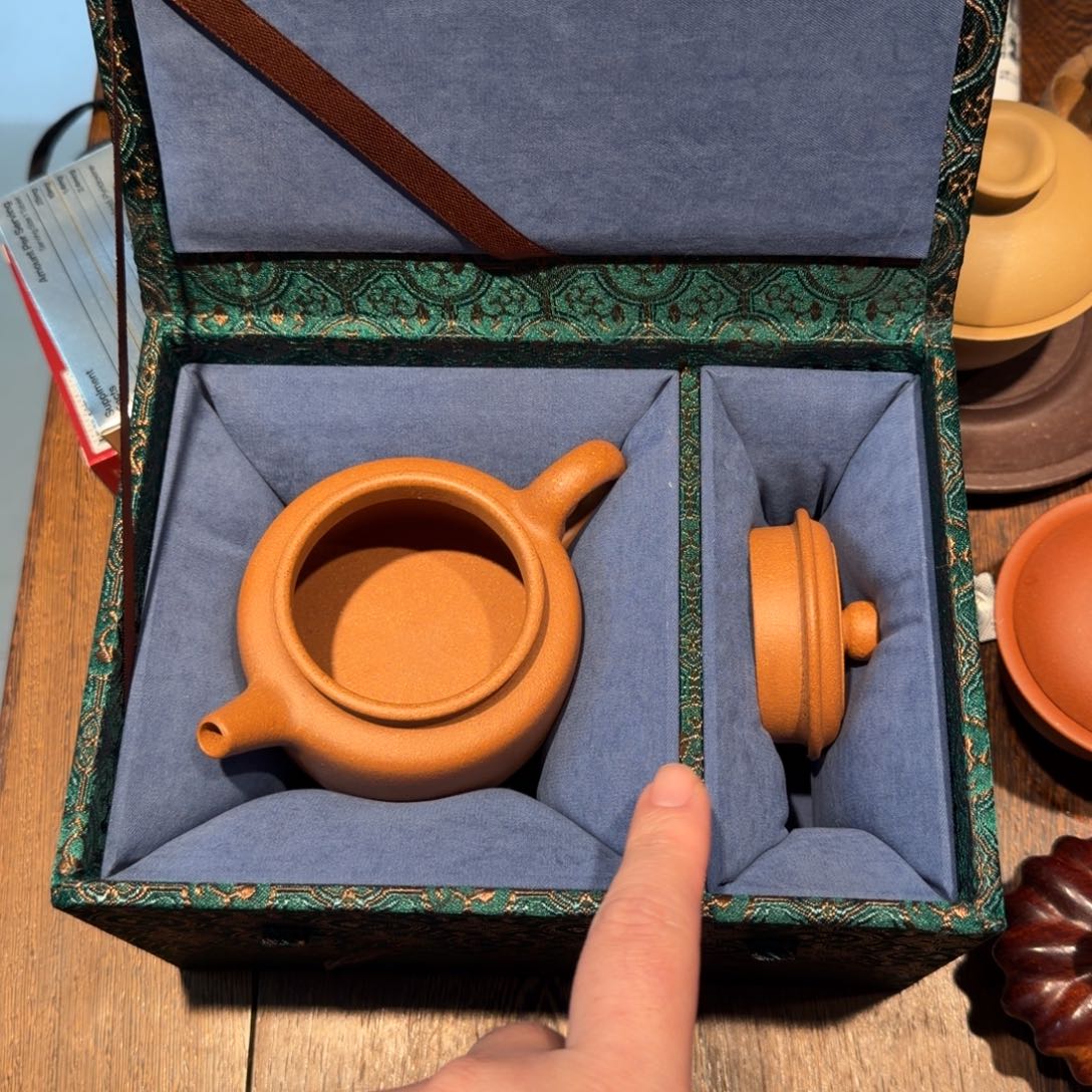 茶杯紫砂小果子市