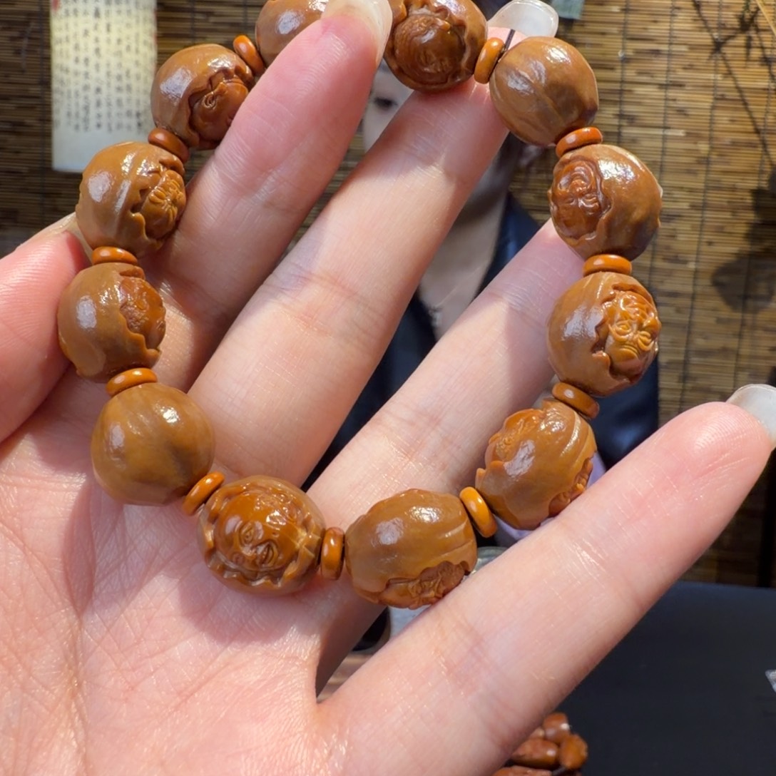 橄榄核吊坠双面罗汉