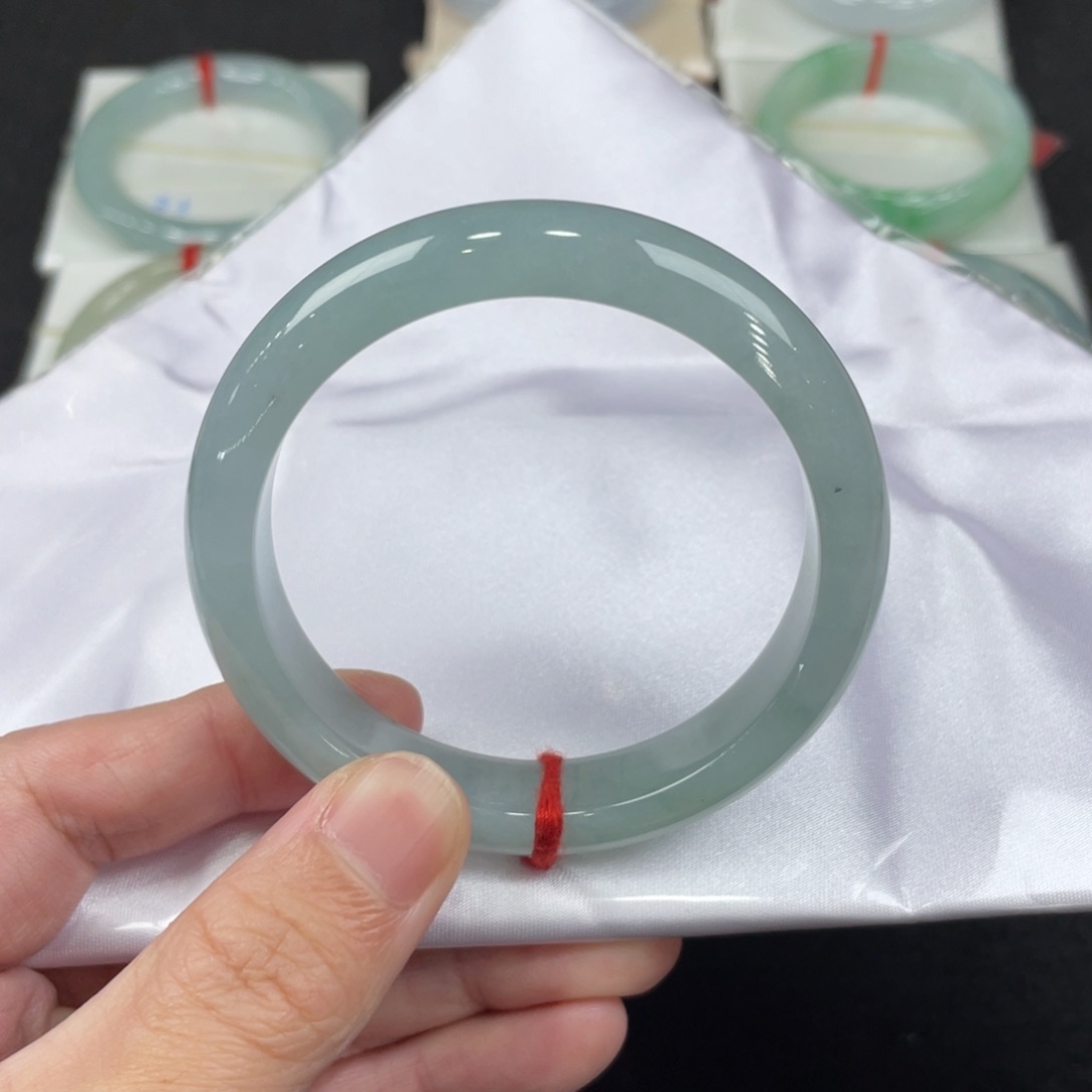 翡翠手镯未镶嵌55.2正圈