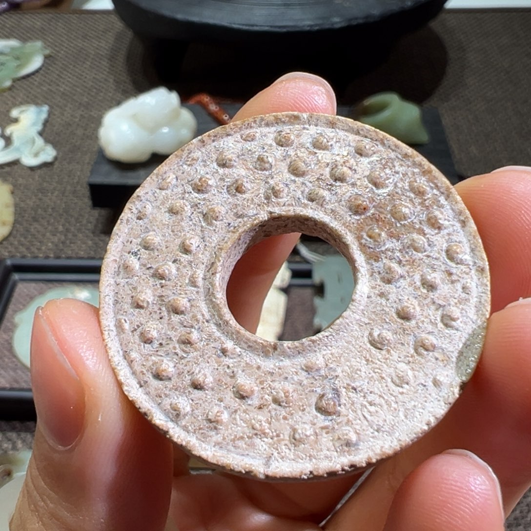 岩****和田玉未镶嵌挂件