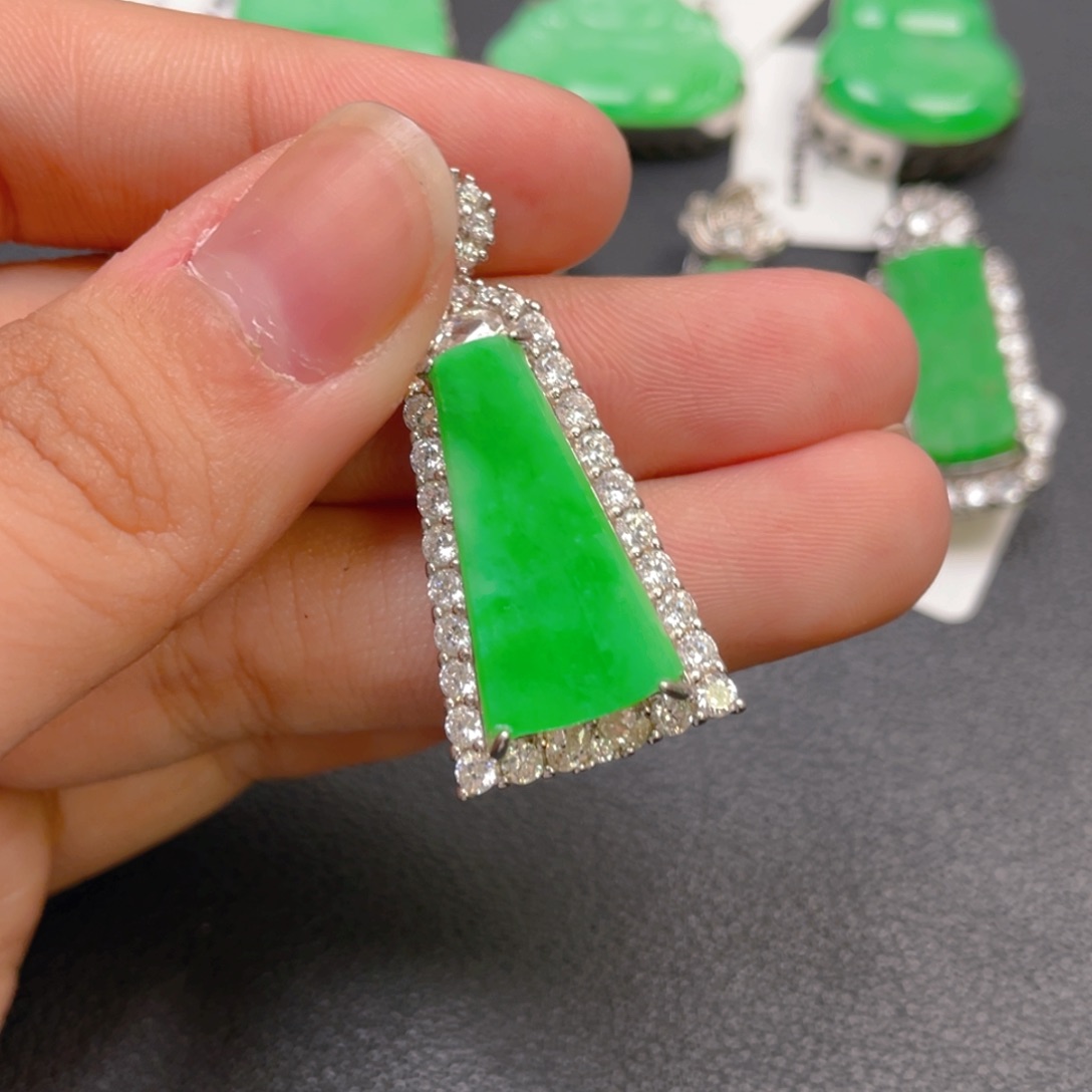 翡翠银S925镶嵌颈饰