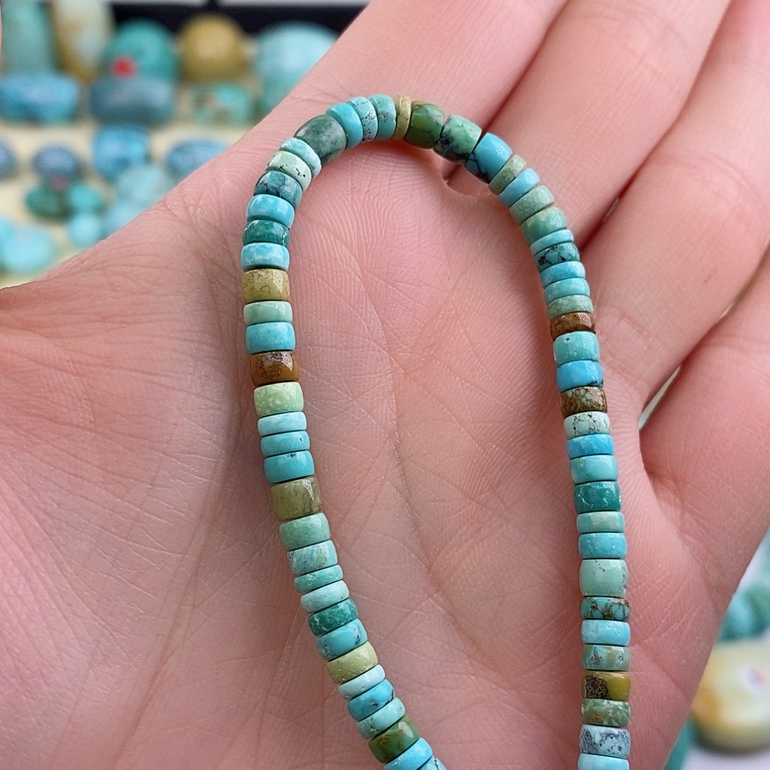 绿松石珠宝奇石未镶嵌