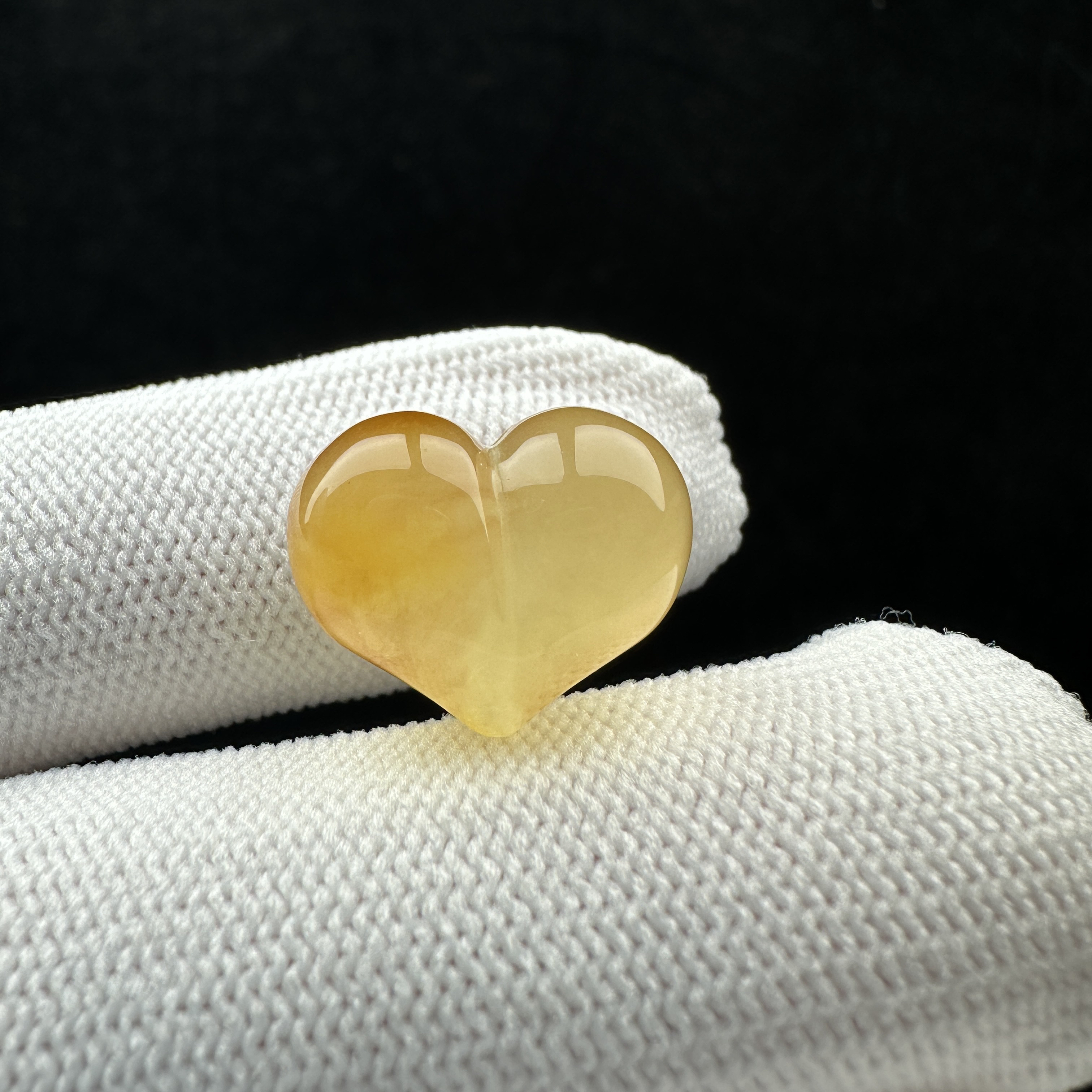 K8406天然原矿蜜蜡 屁桃爱心17*13.5mm 一图一物 假一罚十