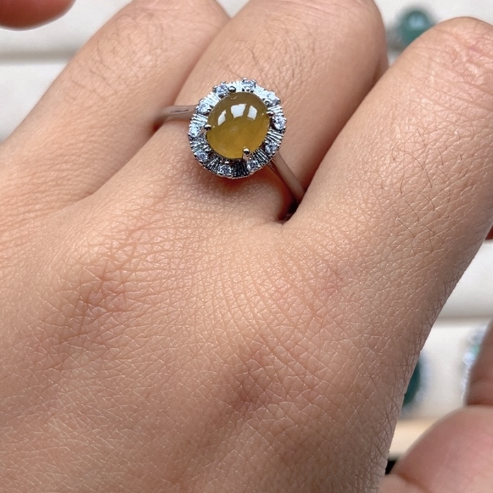 翡翠未镶嵌戒指戒指