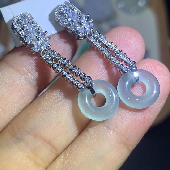 翡翠未镶嵌耳饰8、