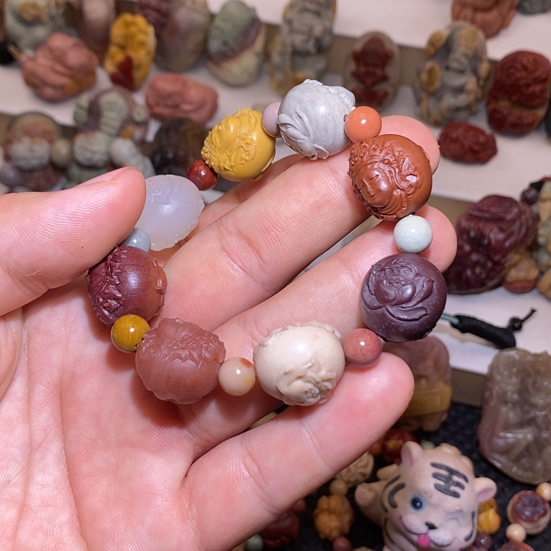 石英质玉（阿拉善玉）未镶嵌手链