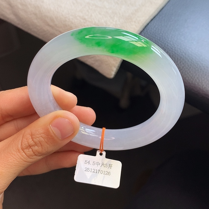 未镶嵌手镯翡翠55黄阳绿圆条