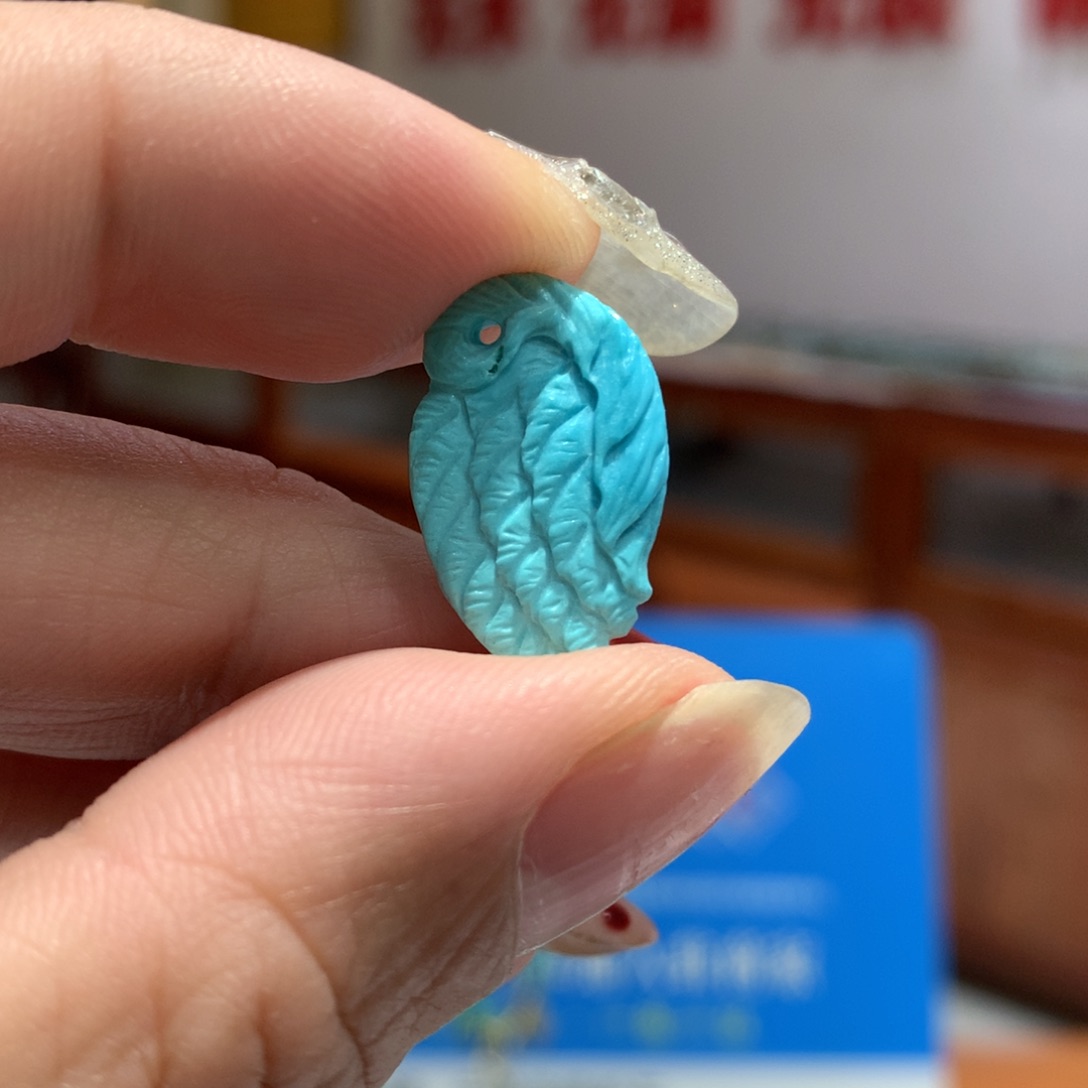 绿松石配饰未镶嵌