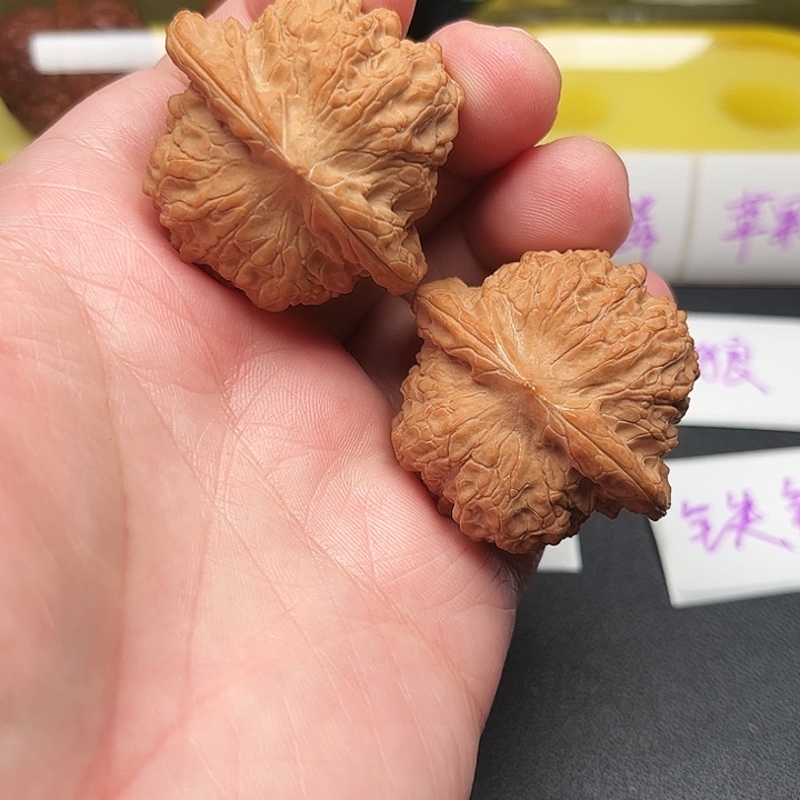 吊坠文玩核桃44全品血麒麟