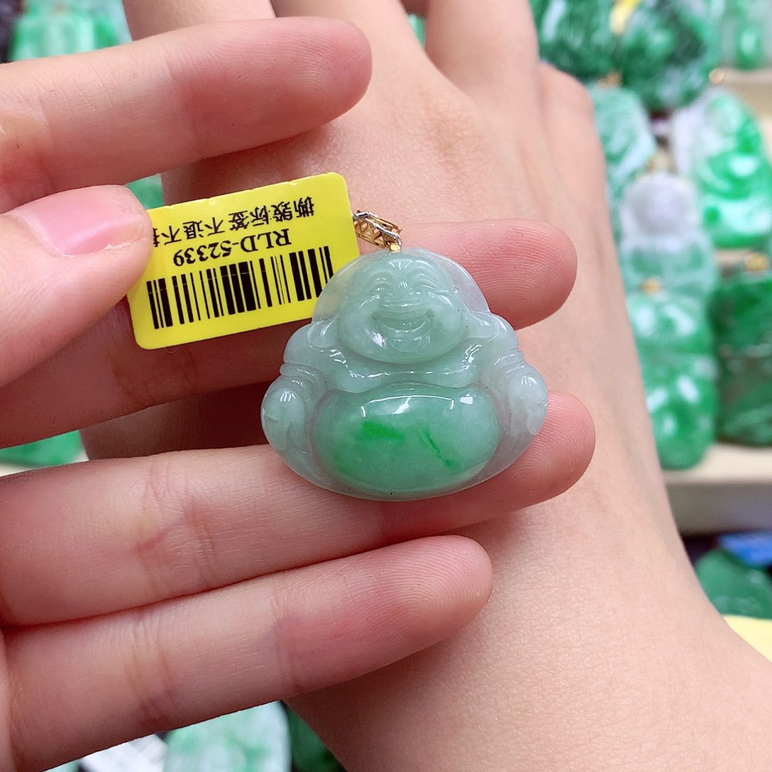 翡翠18K金镶嵌颈饰挂件