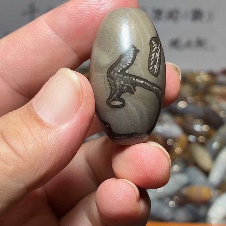 我***了玛瑙/玉髓裸珠_HEIMORI 天然天珠