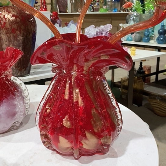 琉璃红色福袋花瓶夜光