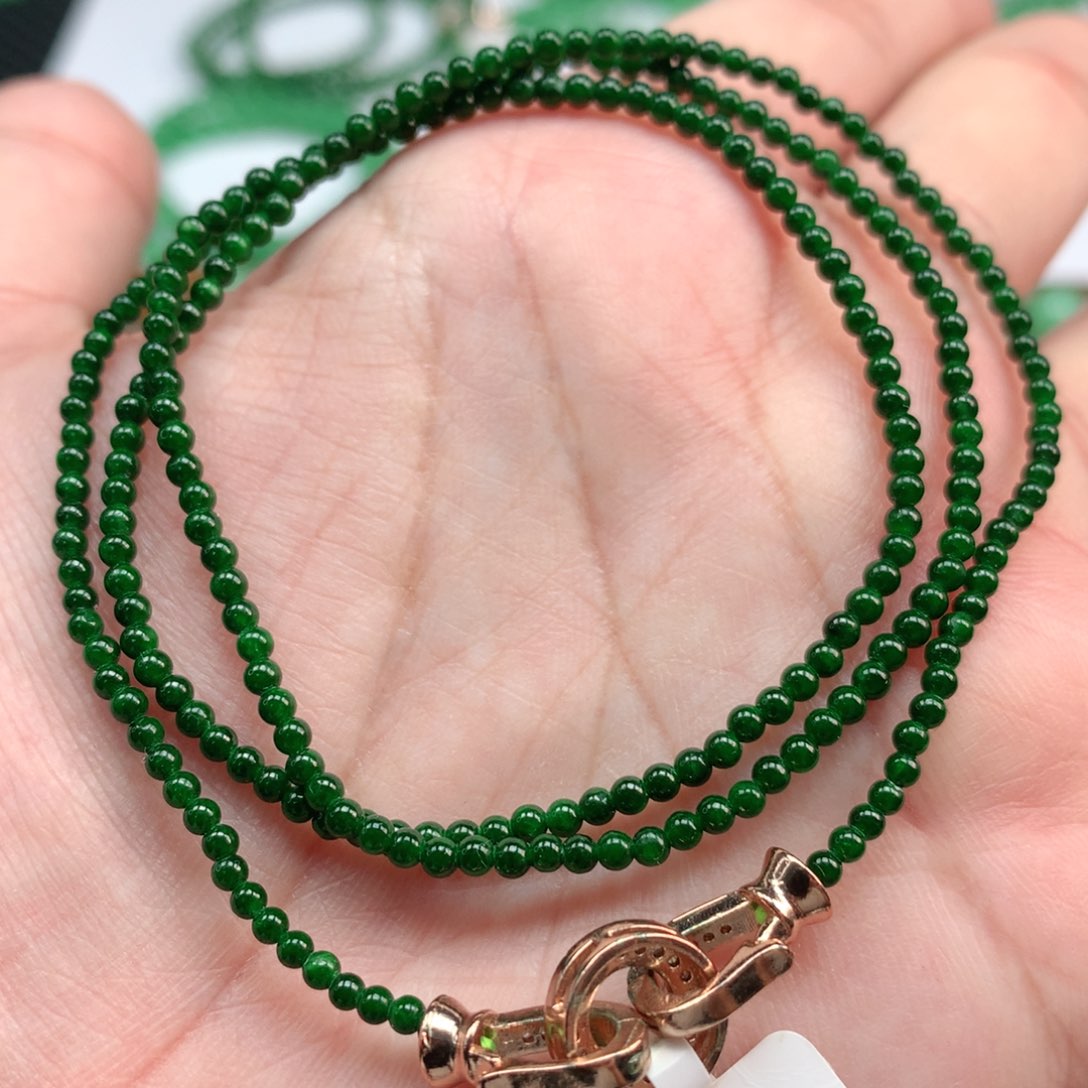 翡翠手链未镶嵌翡翠