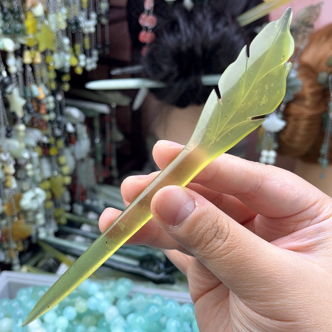 蛇纹石玉发饰未镶嵌默认微瑕岫玉发簪