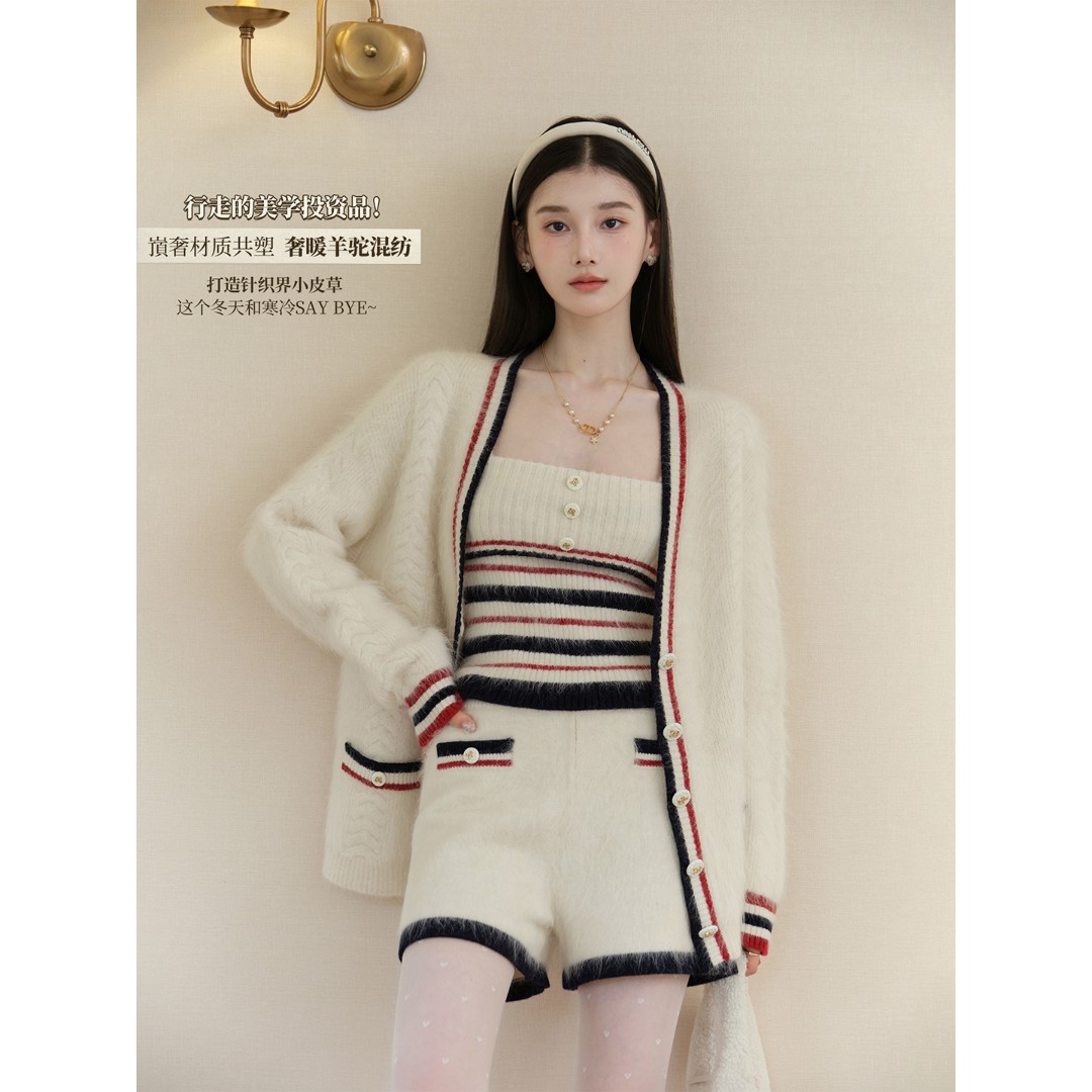 且可ChillCozy 浮光线'针织小皮草'羊驼羊毛针织三套装