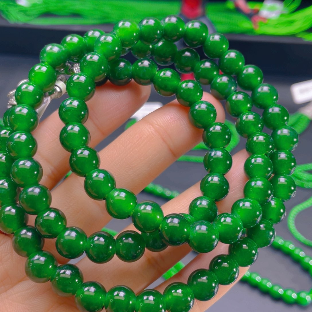 翡翠颈饰未镶嵌，1