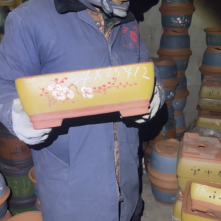 紫砂花盆紫砂花盆和小