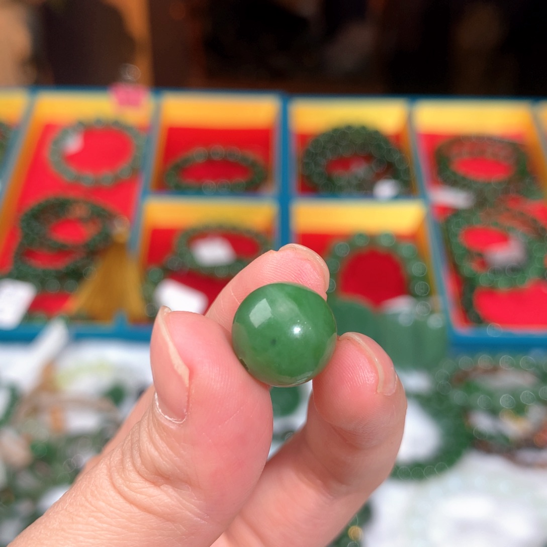 和田玉（碧玉）单珠未镶嵌想**子