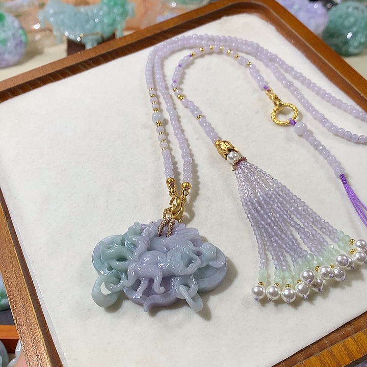 翡翠未镶嵌颈饰翡翠吊坠