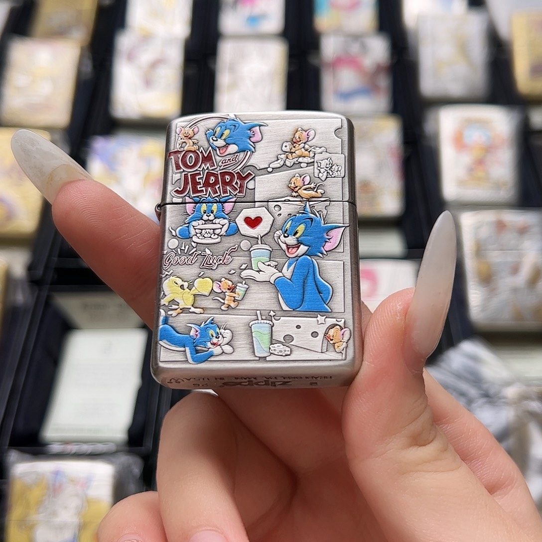 zippo猫和老鼠钛彩盔甲