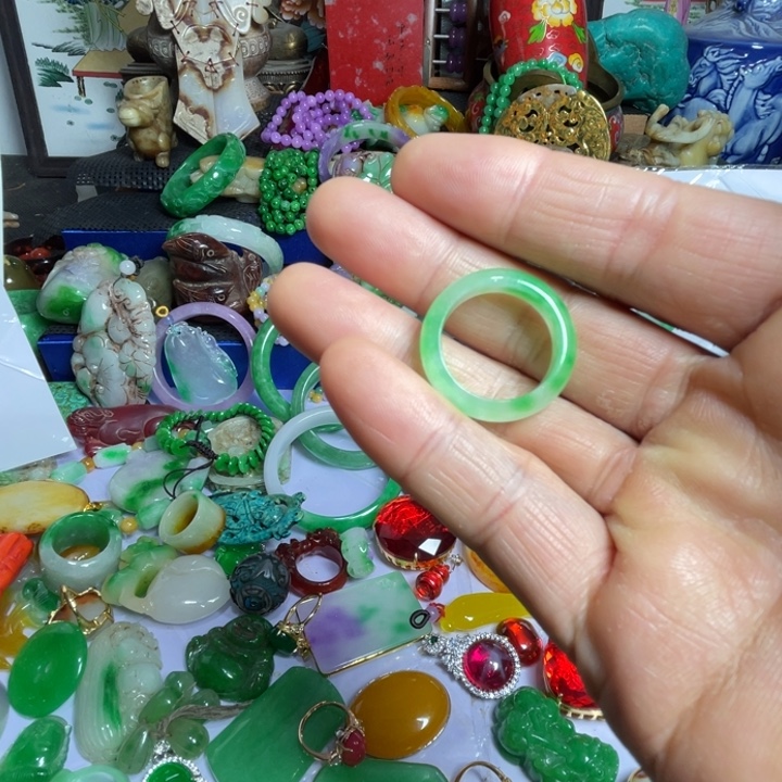 吊坠滴血莲花菩提