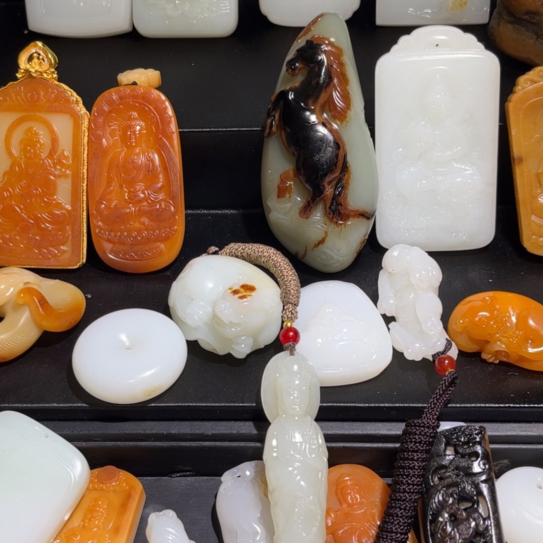 和田玉挂件未镶嵌