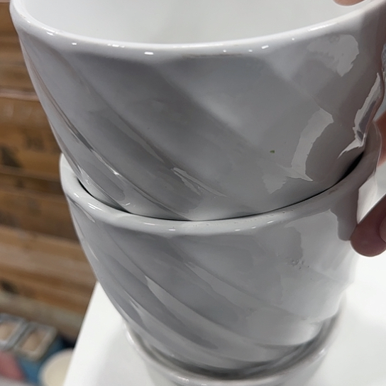 有孔！！有问题问客服，满9元包邮