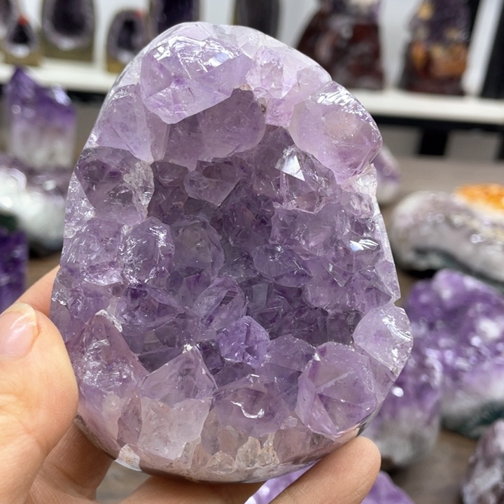 水晶摆件未镶嵌捡漏