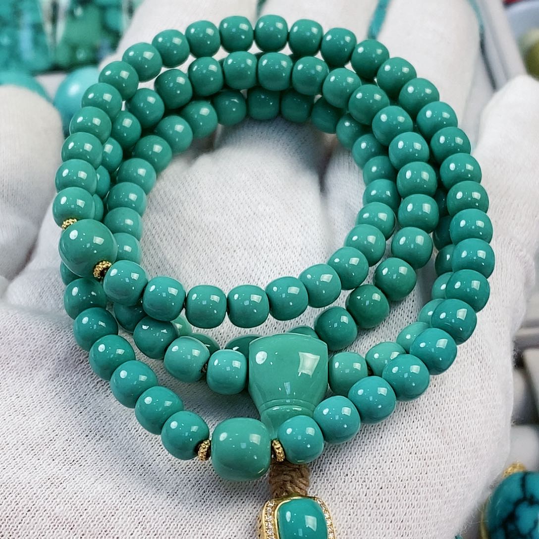 绿松石配饰未镶嵌